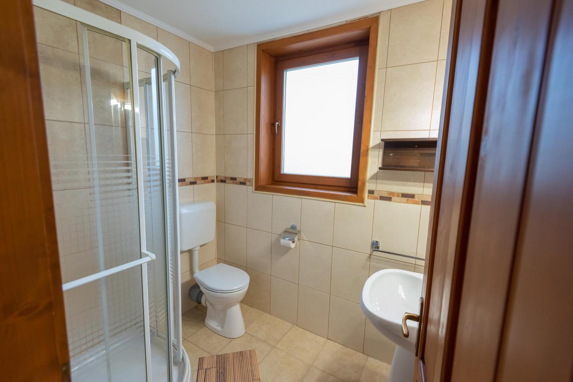 VárLak Sub Cetate Exterior foto